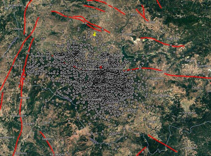 Sındırgı bu kez 4.8'le sarsıldı