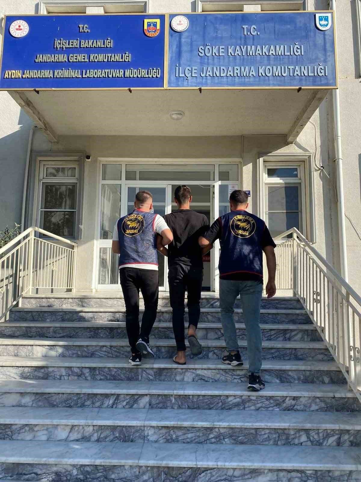 Söke’de Hırsız, Eldiven Ve Maskeyle Televizyon Çaldı