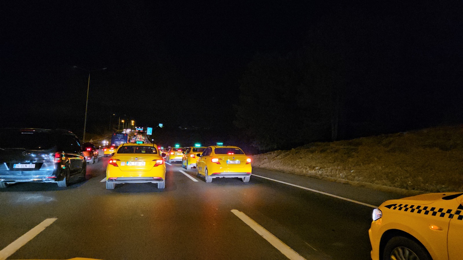 Taksicilerden "Can güvenliği" protestosu