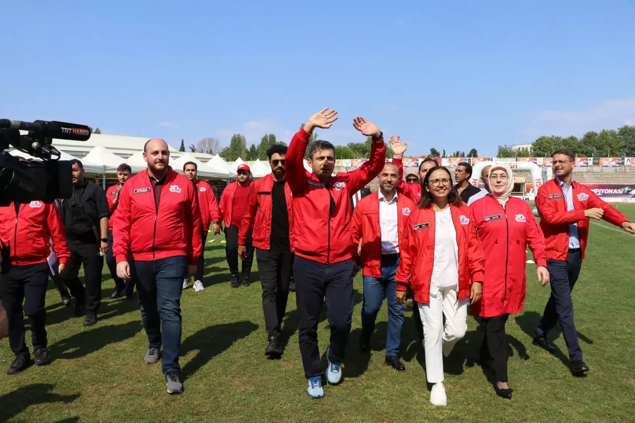 “Tam Bağımsız Türkiye için bir adım daha”