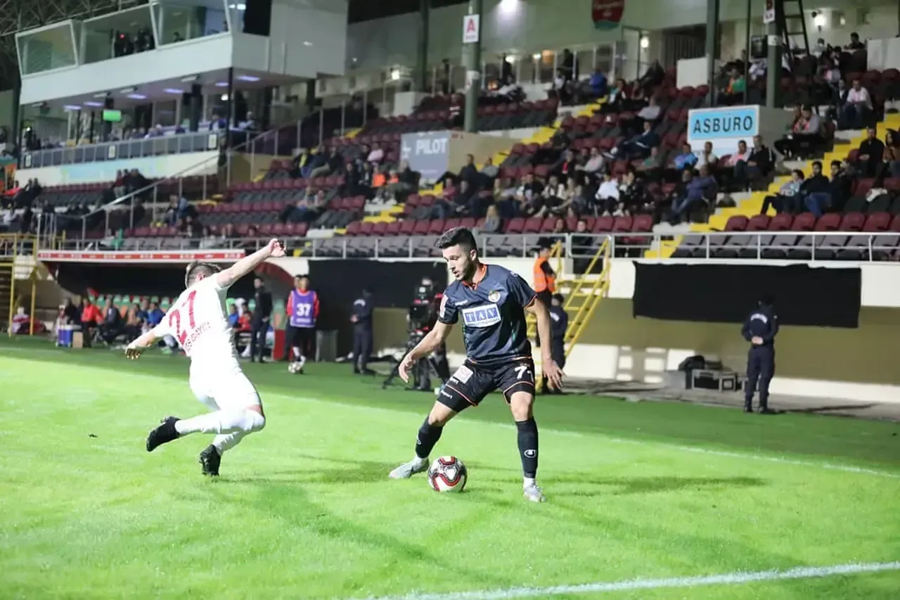 Veysel Ünal Karşıyaka