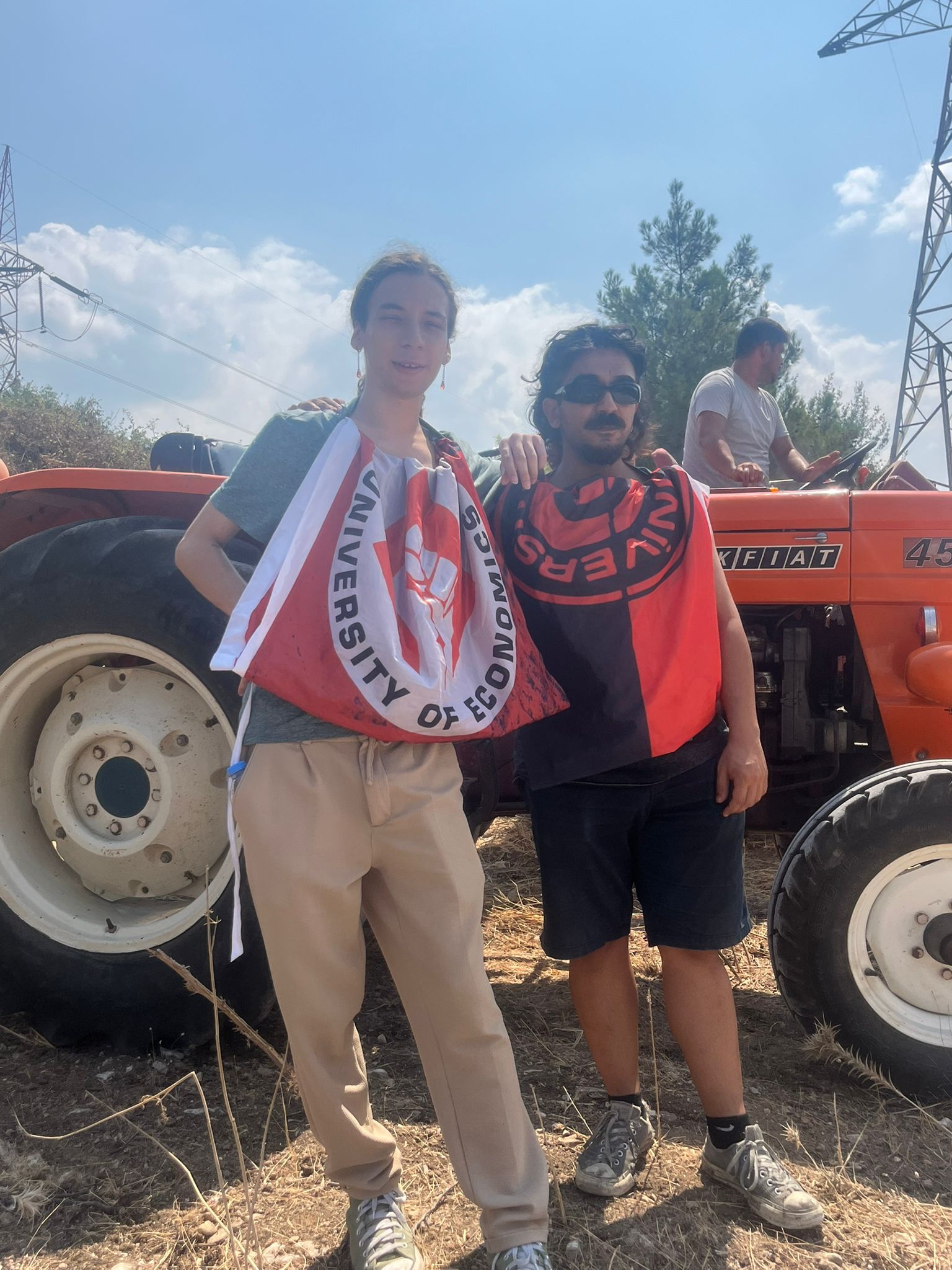 izmirli öğrenciler ikizköyde