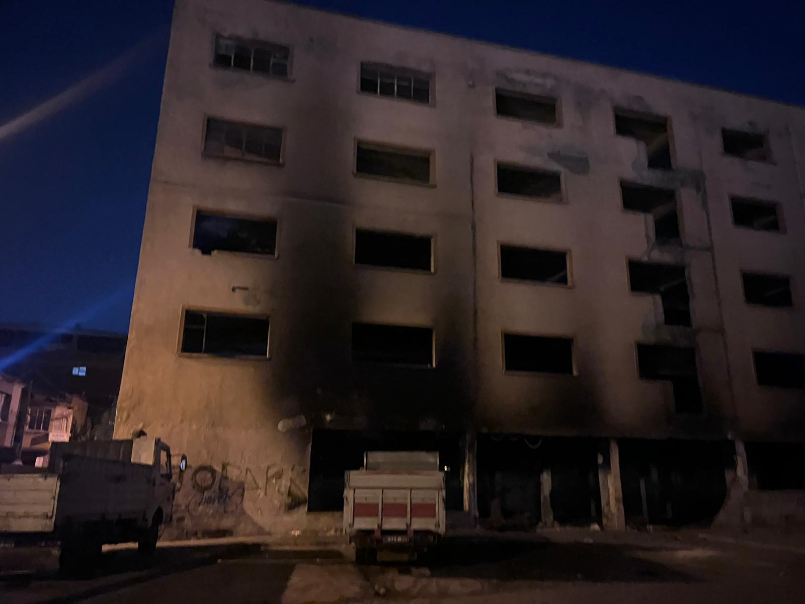 izmir konak kemer izban karşısı metruk bina