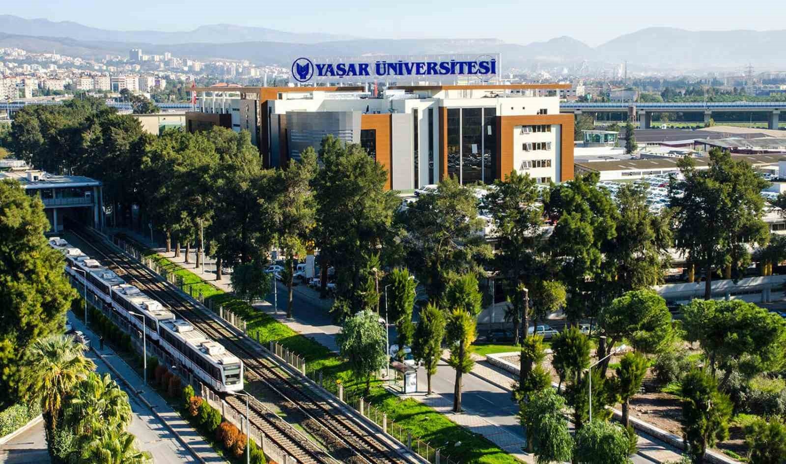 Yaşar Üniversitesi-12