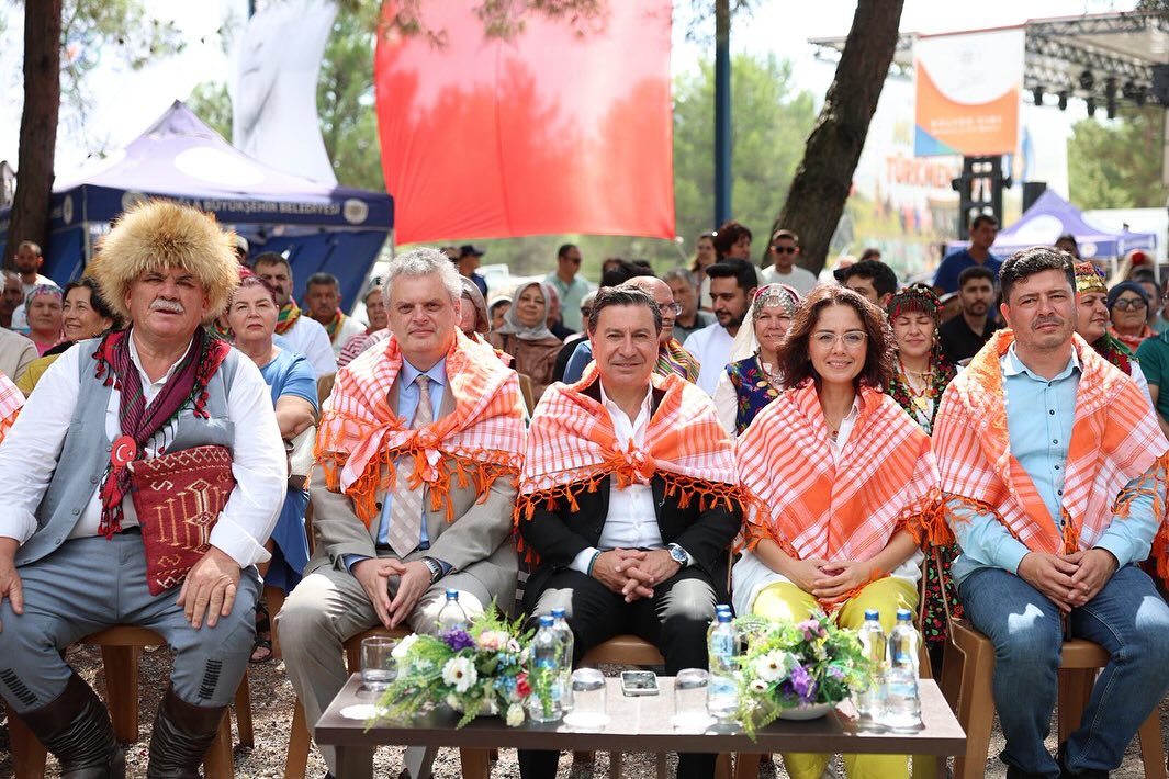 16. Uluslararası Muğla Yörük Türkmen Toyu Coşkuyla Gerçekleşti (4)