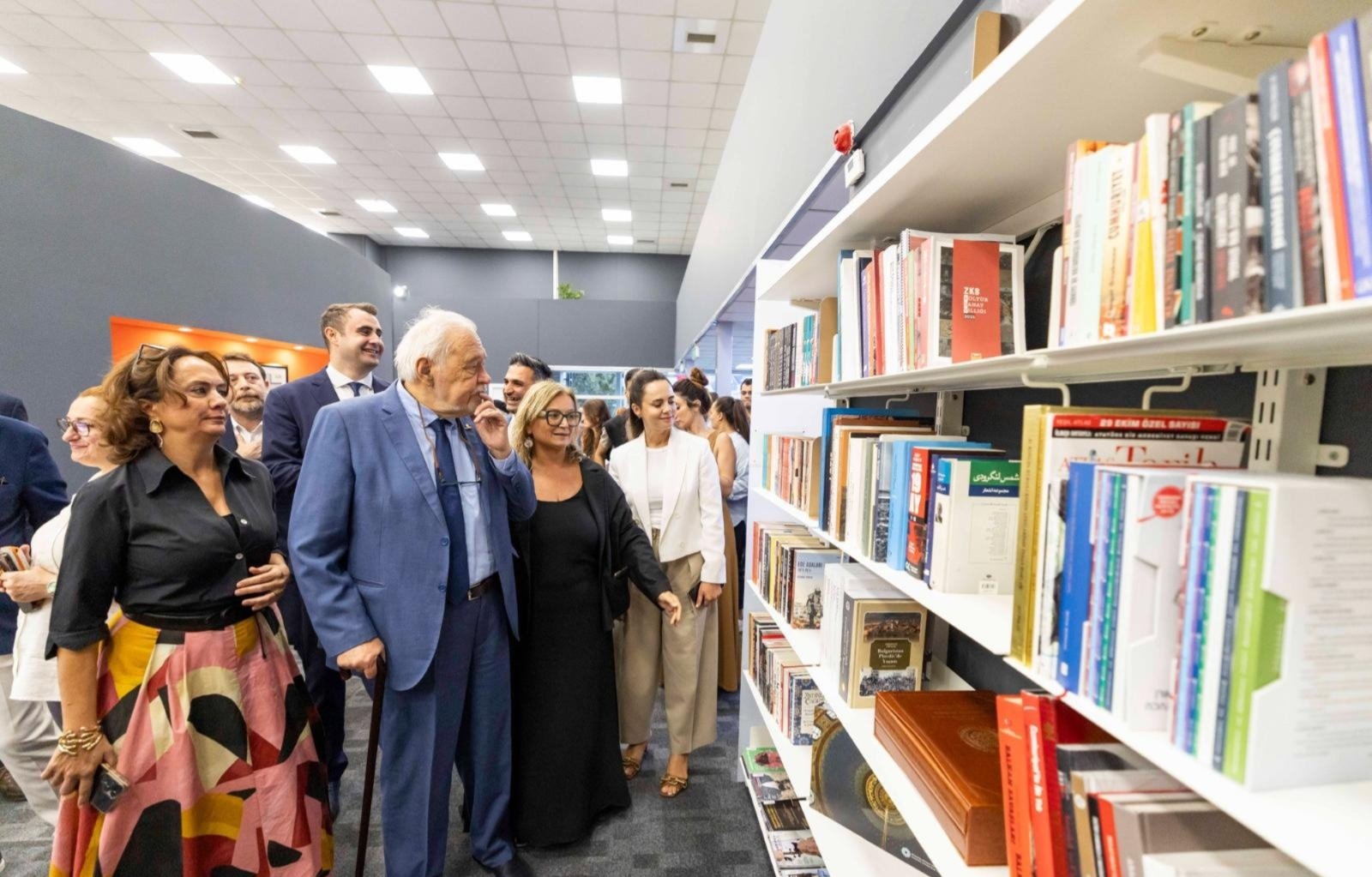 Açılışa yoğun ilgi