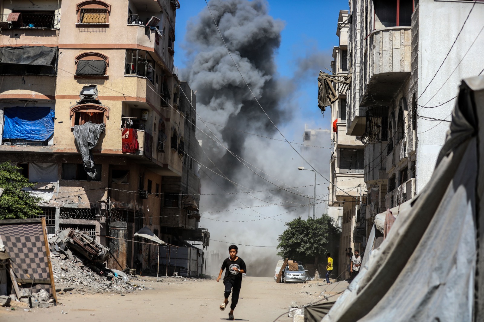 İsrail’in Gazze saldırılarında 62 sivil hayatını kaybetti!