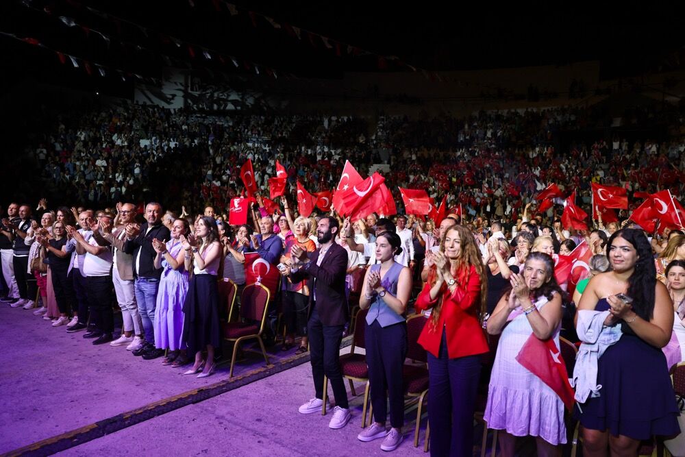 Alaçatı Ve Çeşme’nin Kurtuluşu 103. Yılında Coşkuyla Kutlandı7