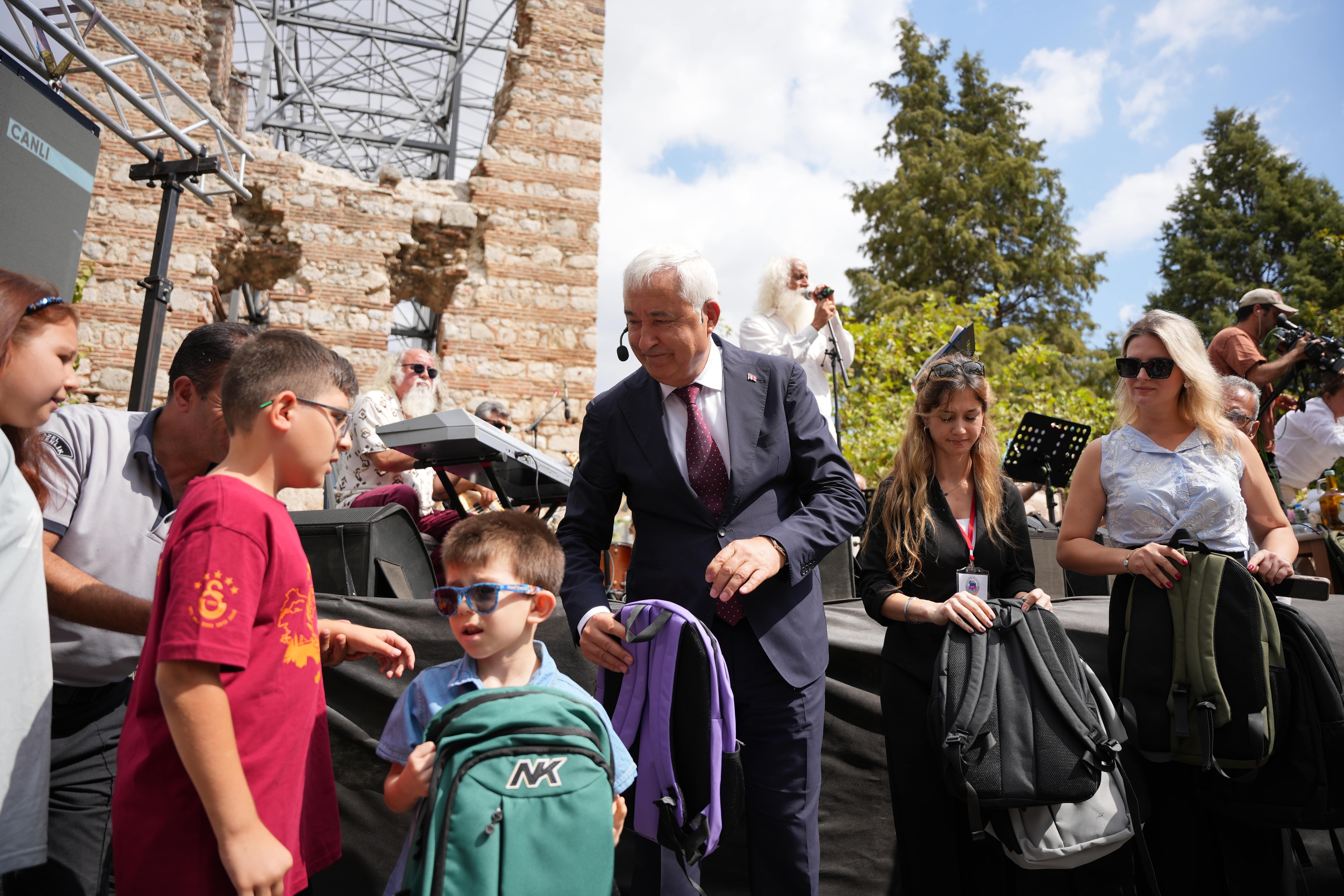 B A Ş K A N D A Ğ I T I M2 2