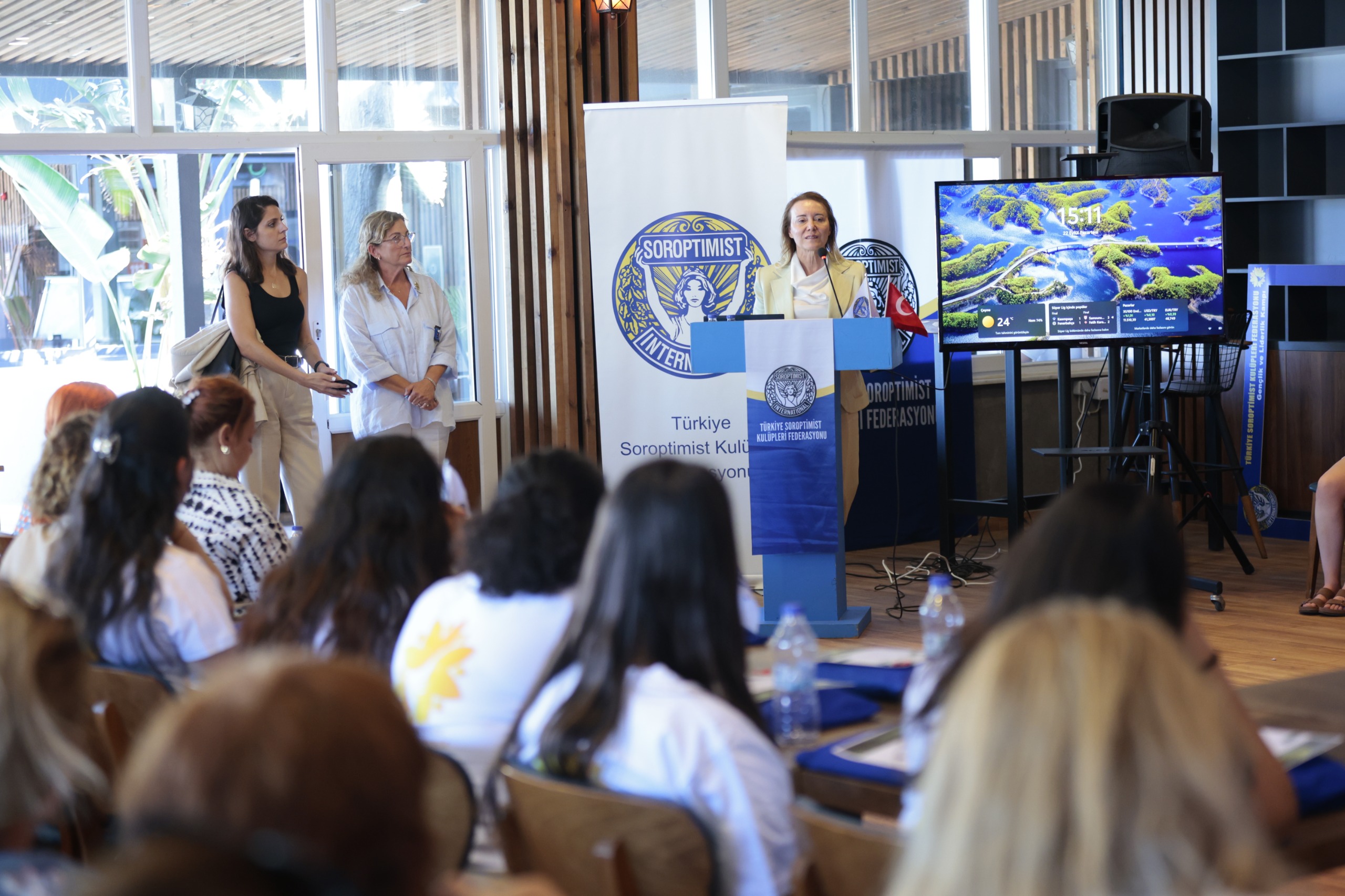 Başkan Mutlu, Geleceğin Kadın Liderleriyle Buluştu (1)