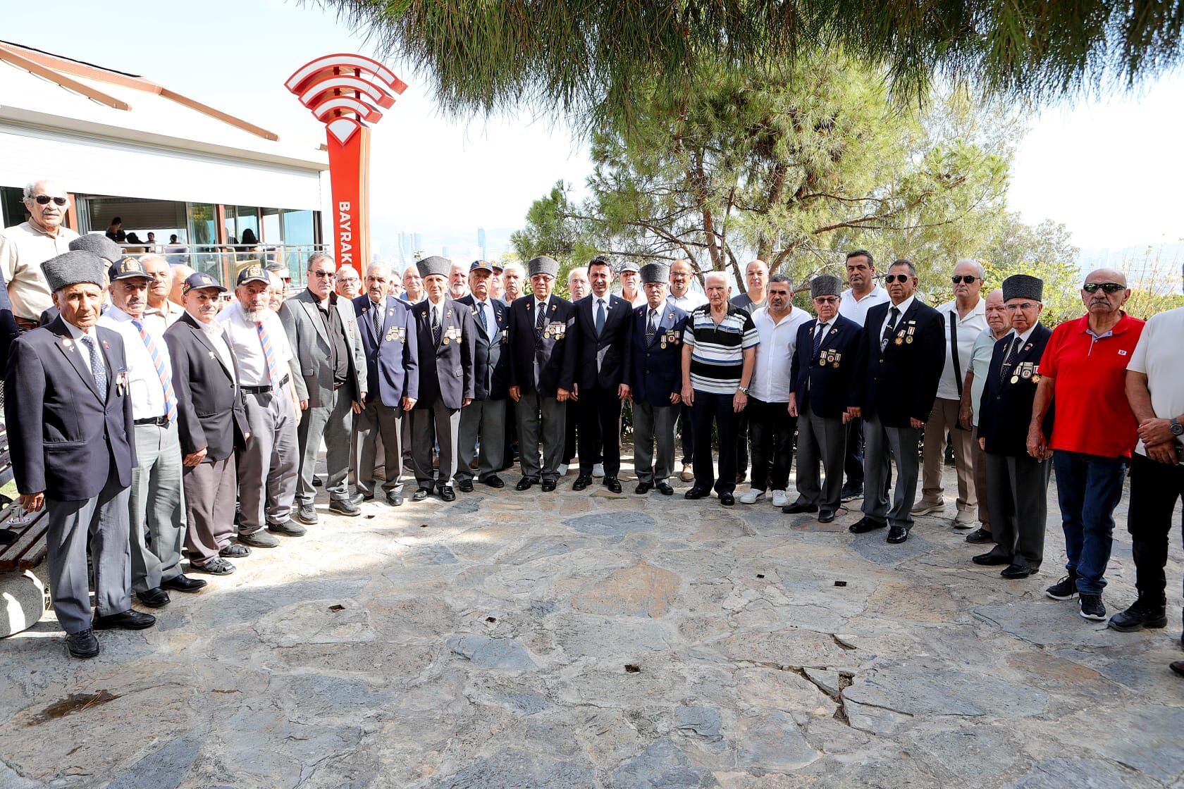 Başkan Önal, Gazilerle Bir Araya Geldi (3)