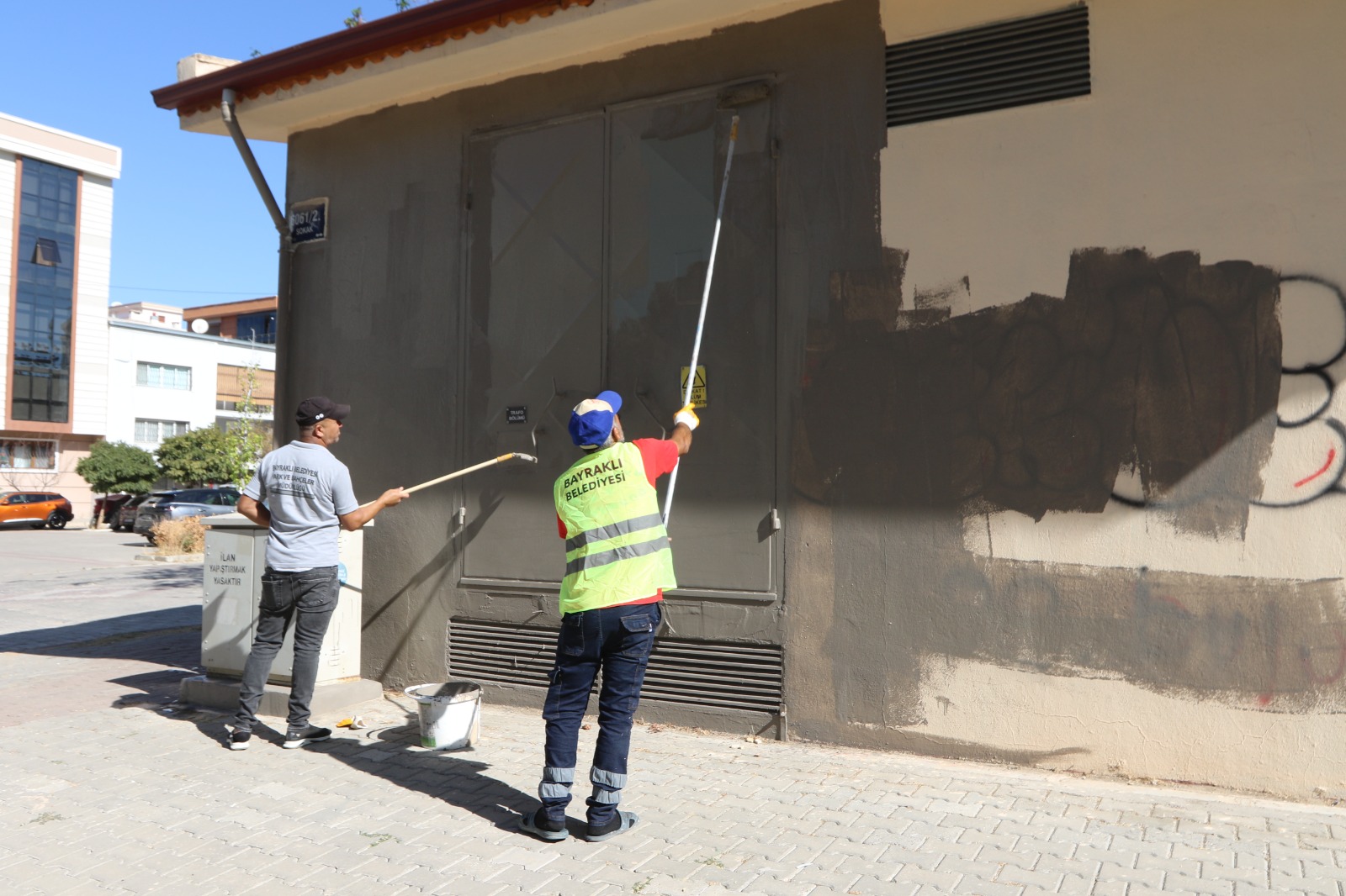 Bayraklı'da Parklar Yenileniyor (5)