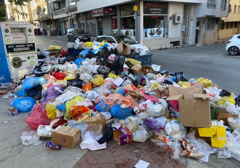 Buca artık bir çöp kent