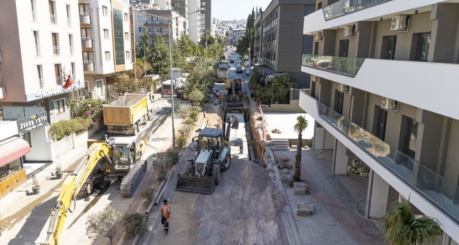 İlk etap tamamlandı: Özmen Caddesi rahatladı