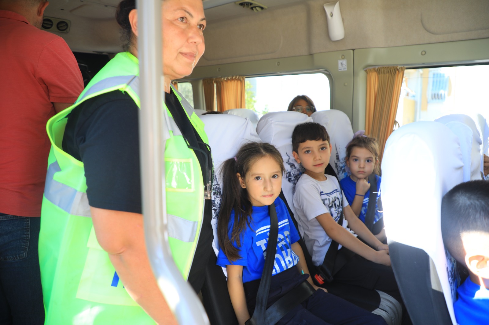 Büyükşehir’den Öğrenciler İçin Güvenli Ve Konforlu Ulaşım (4)