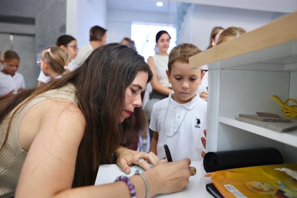 Çeşme Belediyesi’nden Ilkokula Başlayan Öğrencilere Hoş Geldin Hediyesi12