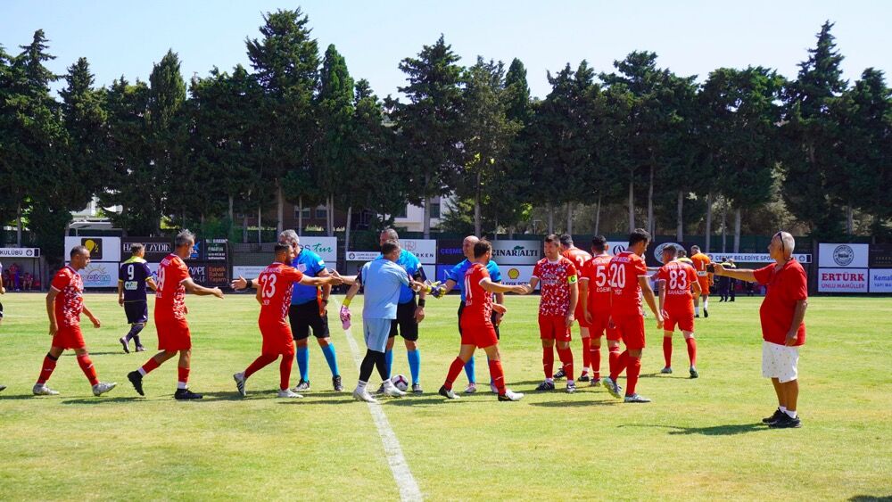 Çeşme – Sakız Master Futbol Turnuvası Tamamlandı1