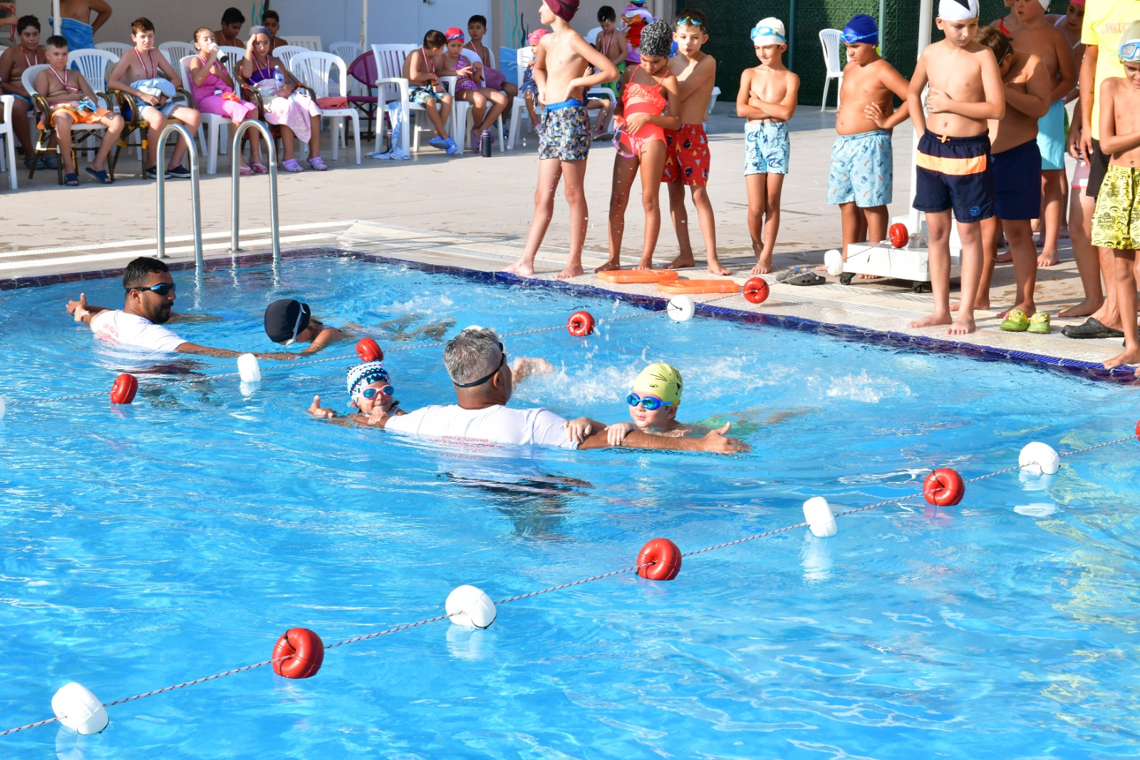 Çiğli Havuz Yüzme