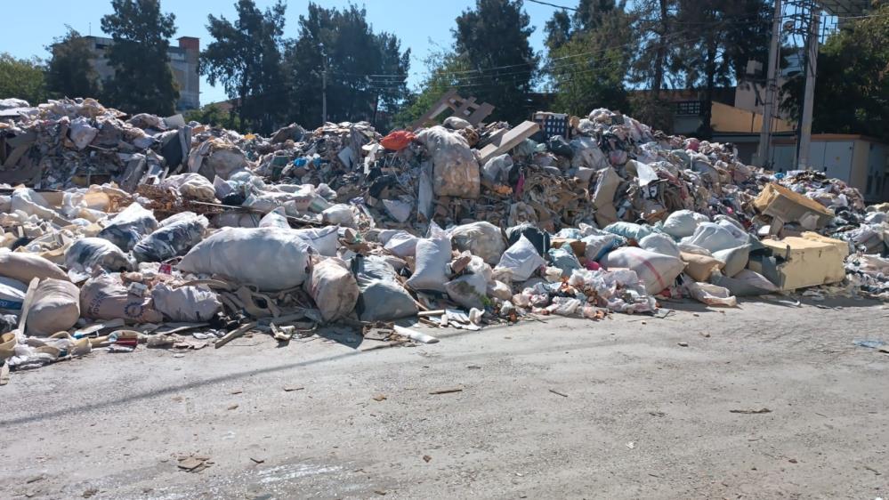 Çöpler Felaketi Tetikledi̇zmir Buca’da Iş Yeri 30 Milyon Lira Zarara Uğradı