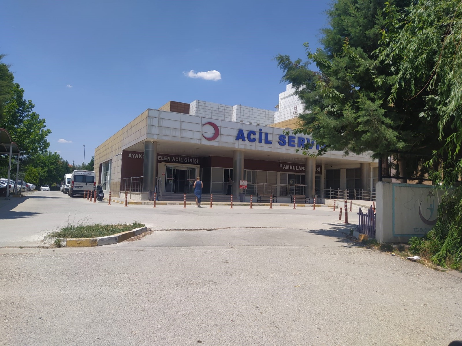 Denizlide Hastanede Toplu Zehirlenme Suphesi 50 Kisi Yemekten Sonra Hastalandi