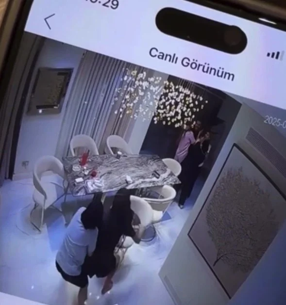 Dilan Ve Engin Polat Kavga