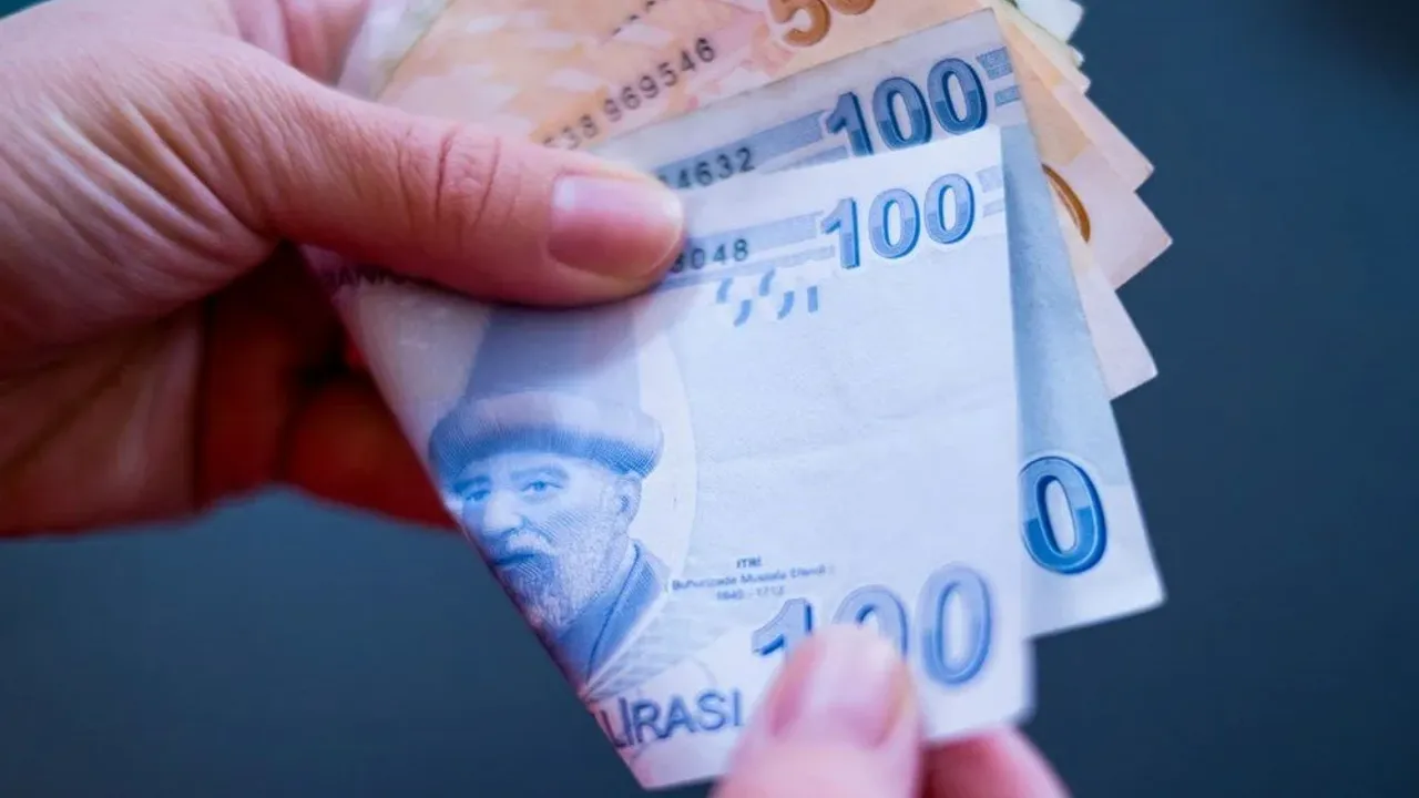 Emekliye 35 Bin Tl! Banka Promosyonları Uçuşa Geçti!