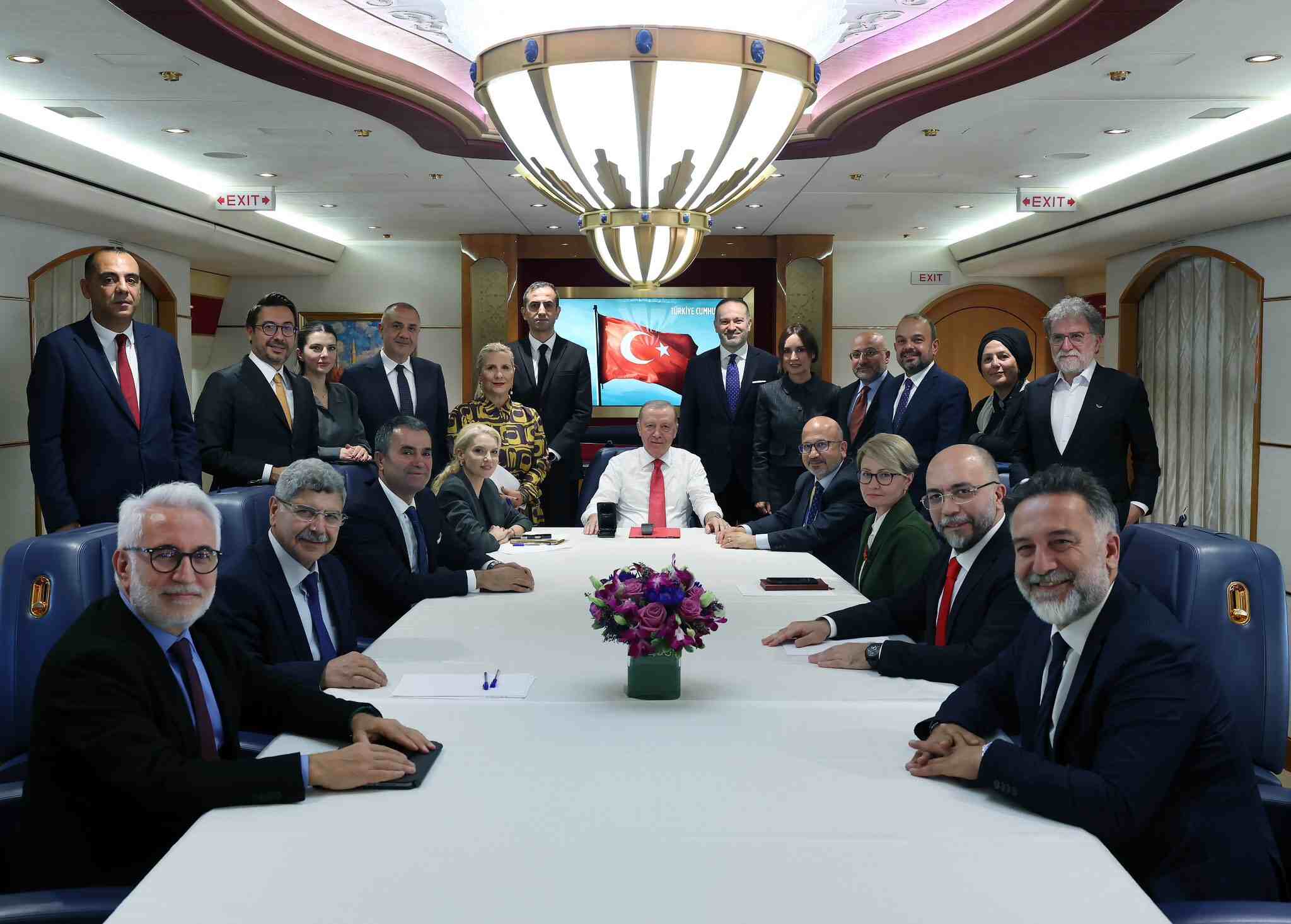 Erdoğan ve ona ABD gezisinde eşlik eden gazeteciler