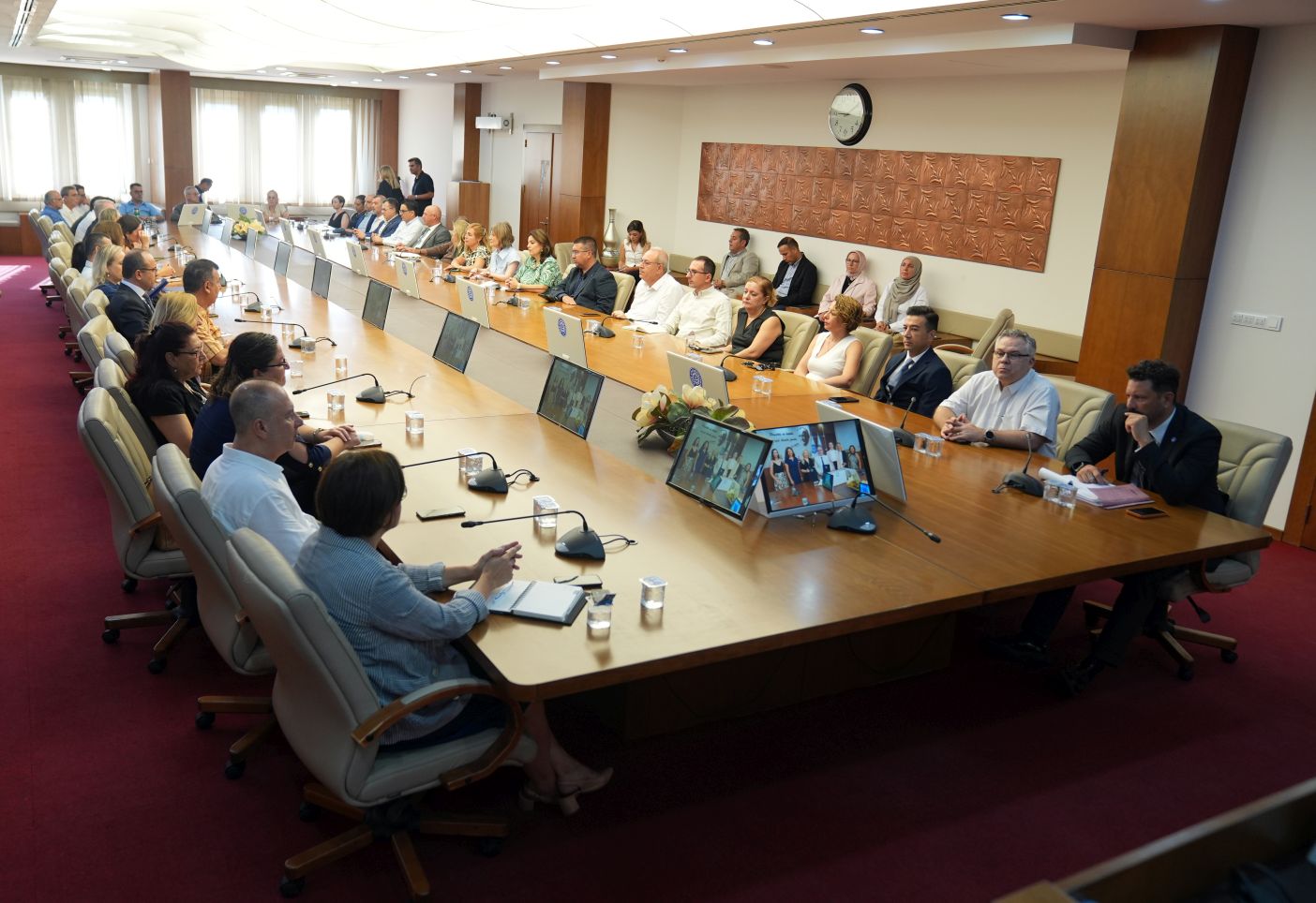 Eü İletişim Fakültesi Akreditasyon Belgelerine Kavuştu (4)