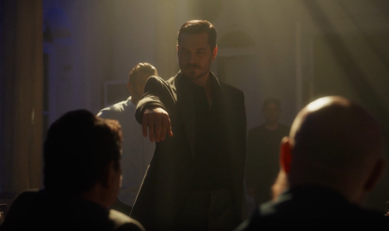 Racon sahnesiyle bölüme damga vurdu