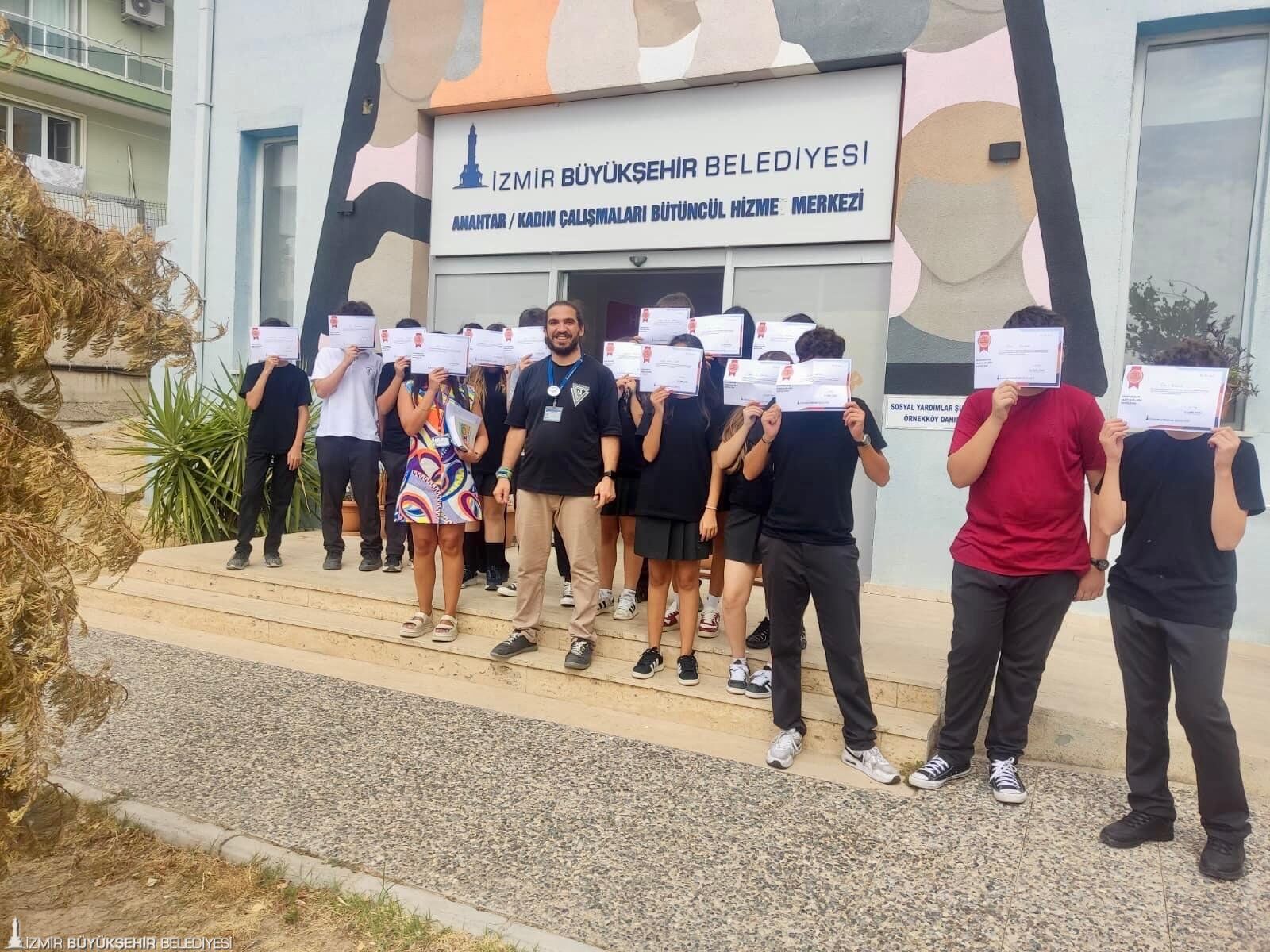 İletişim becerileri gelişiyor