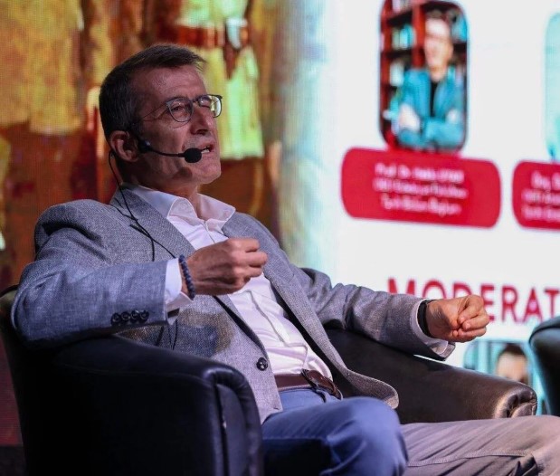 Prof. Dr. Hakkı Uyar