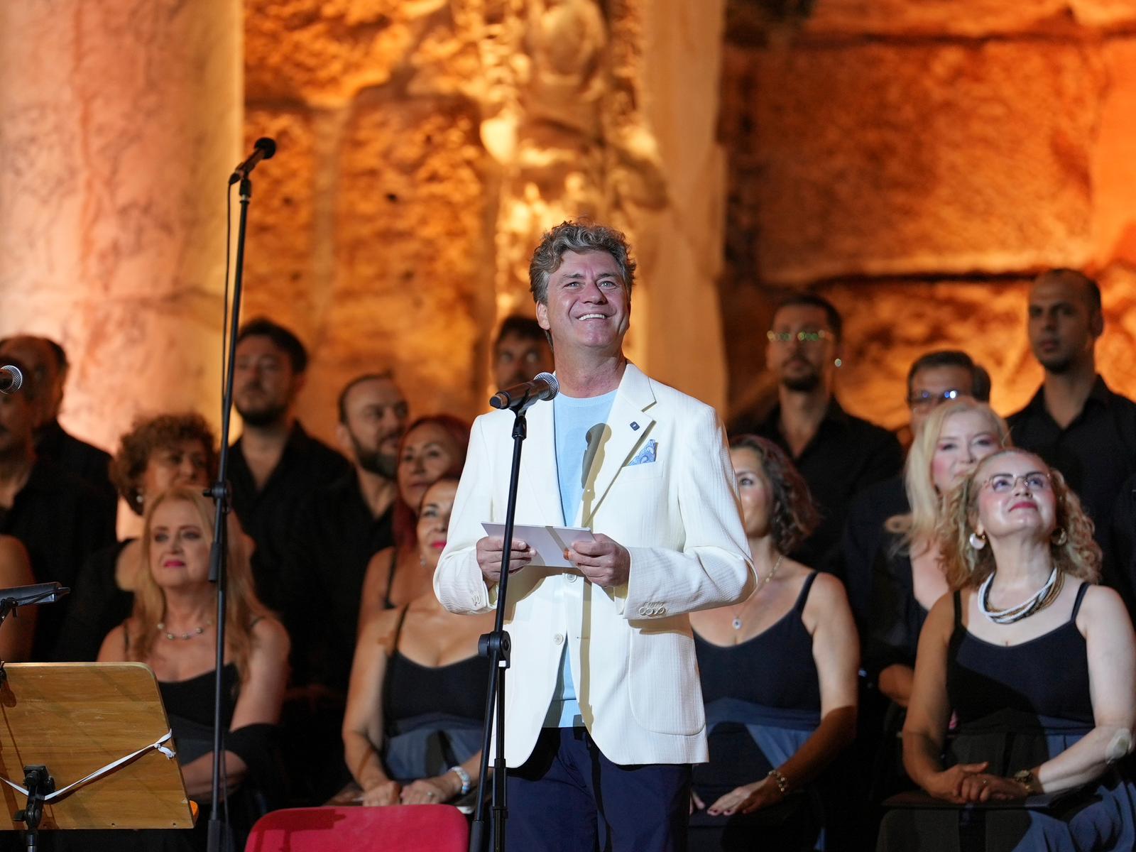 Hierapolis Antik Kenti Tarihi Konserle On Binleri Ağırladı (11)