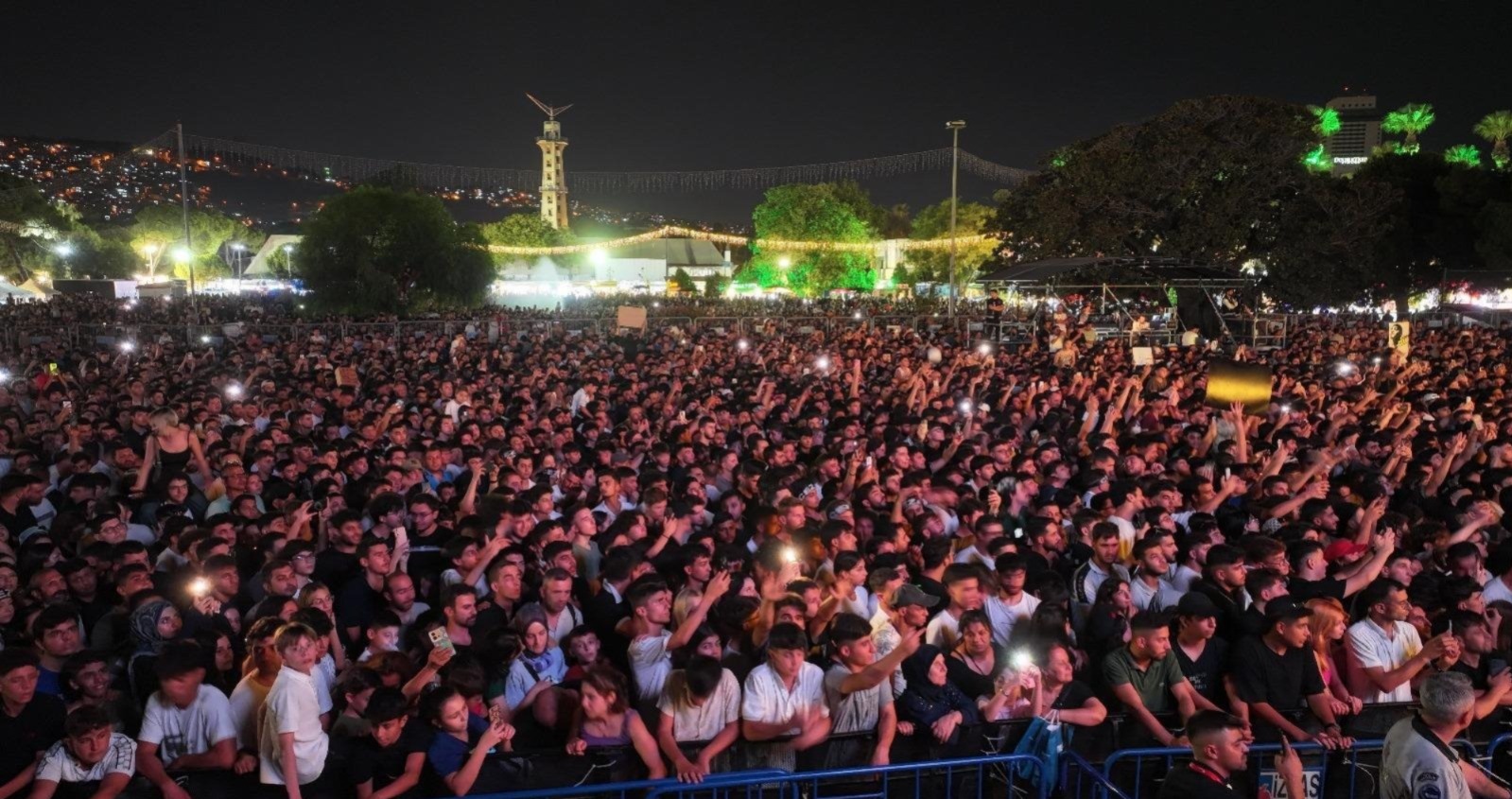 Barış ve kardeşlik mesajı