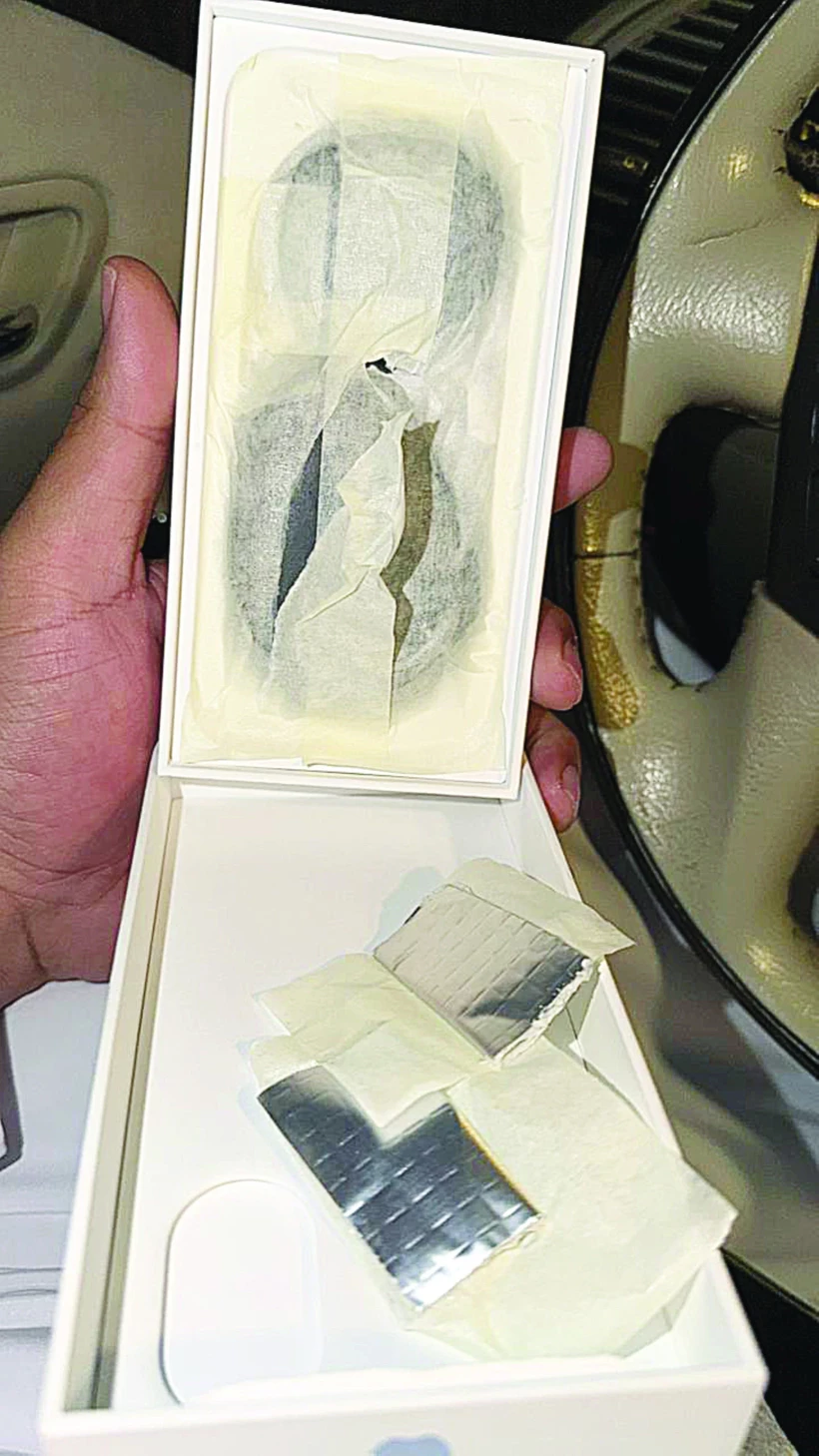 Iphone 17 Diye Satın Aldı, Kutunun Içinden Bakın Ne Çıktı!