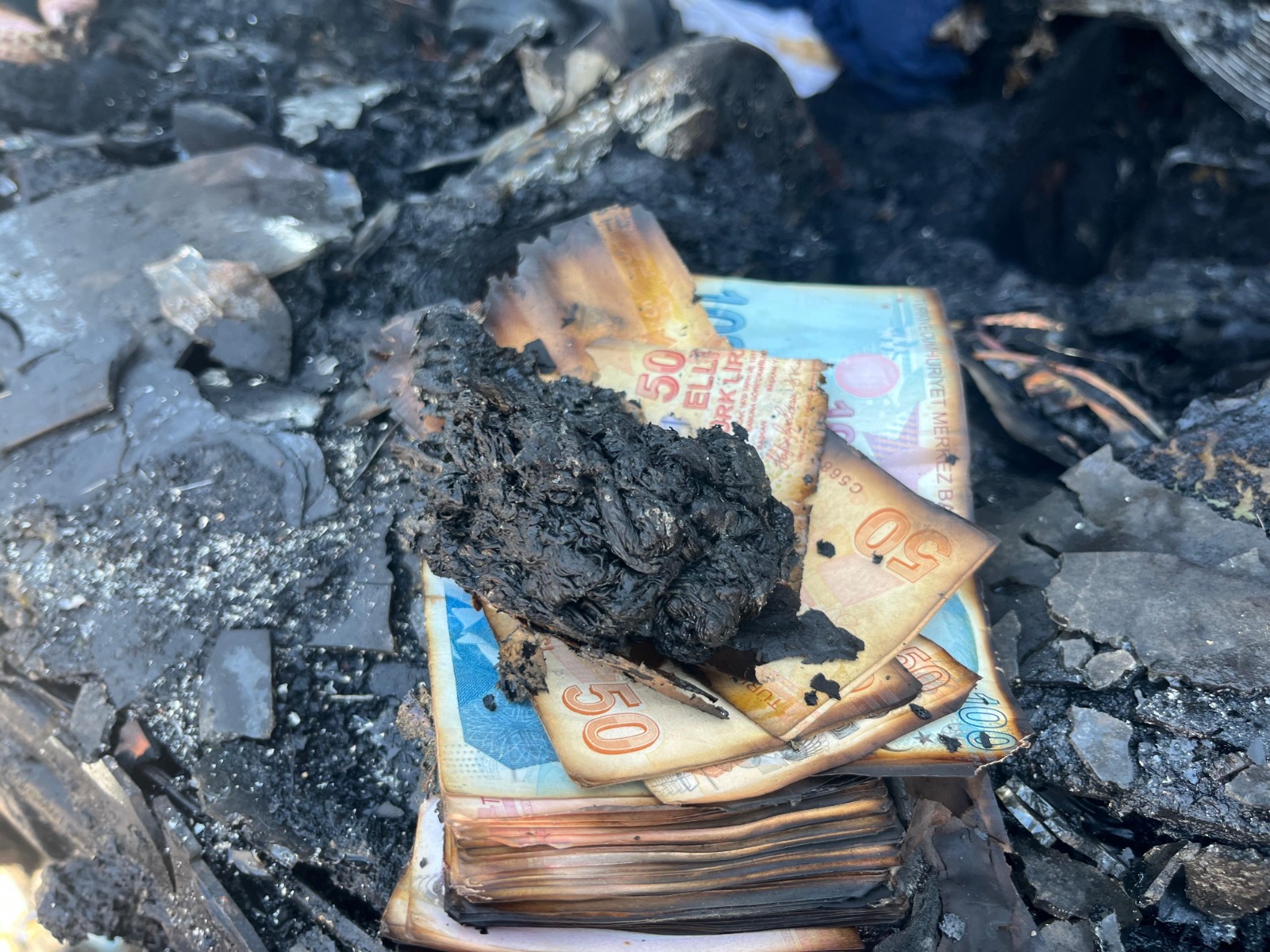 "Gözümün önünde bir servet yanıyordu"