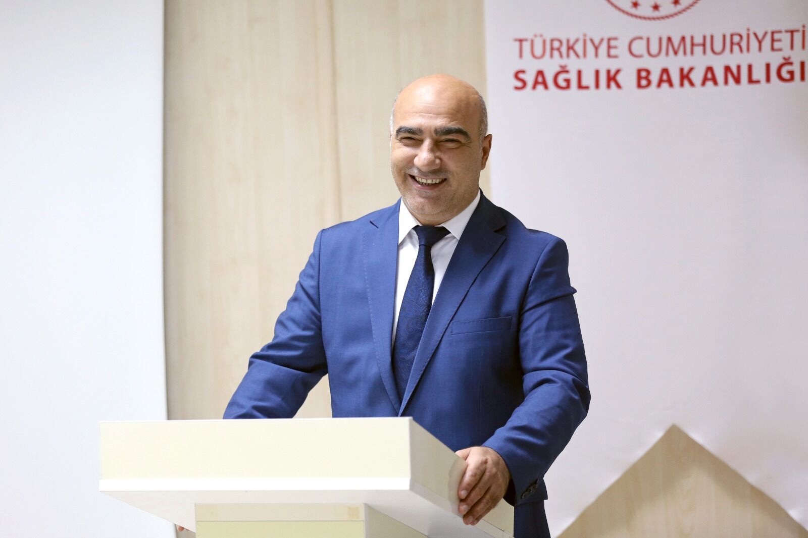 Izmir Sağlık Müdürü Ayhan Kul