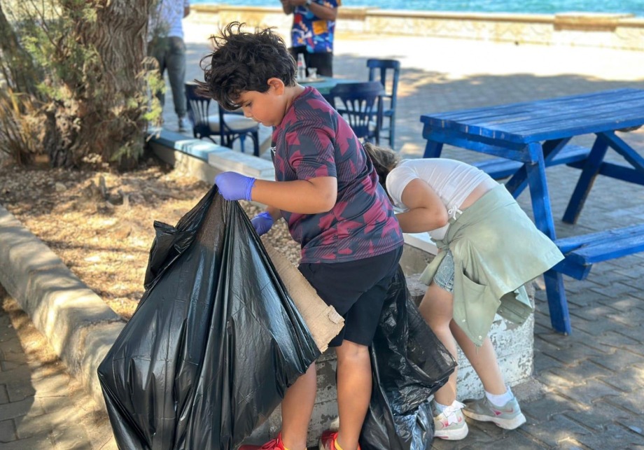 Kıyıdan ve denizden çıkan kirlilik endişe yarattı