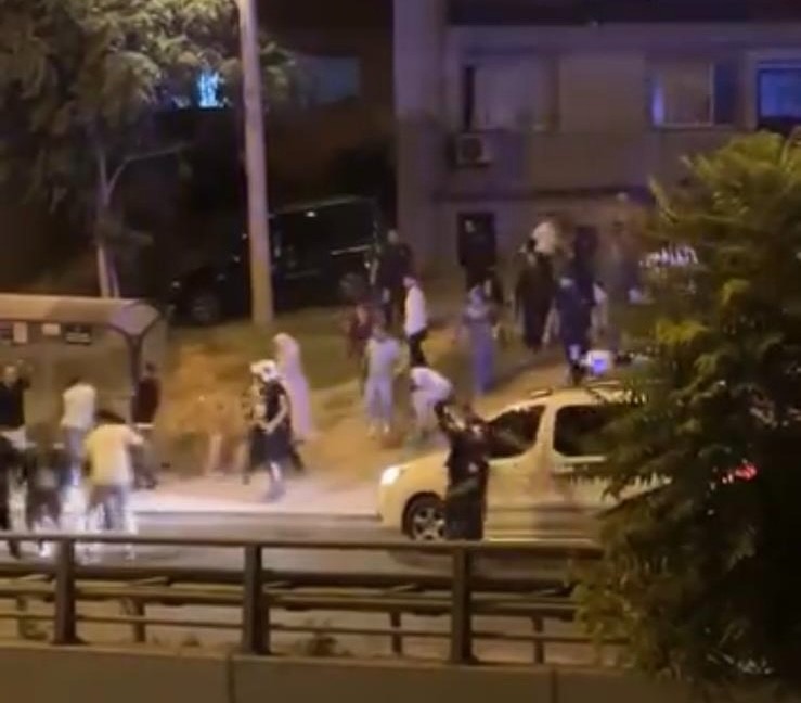 Cep telefonu kameralarına yansıyan görüntüler