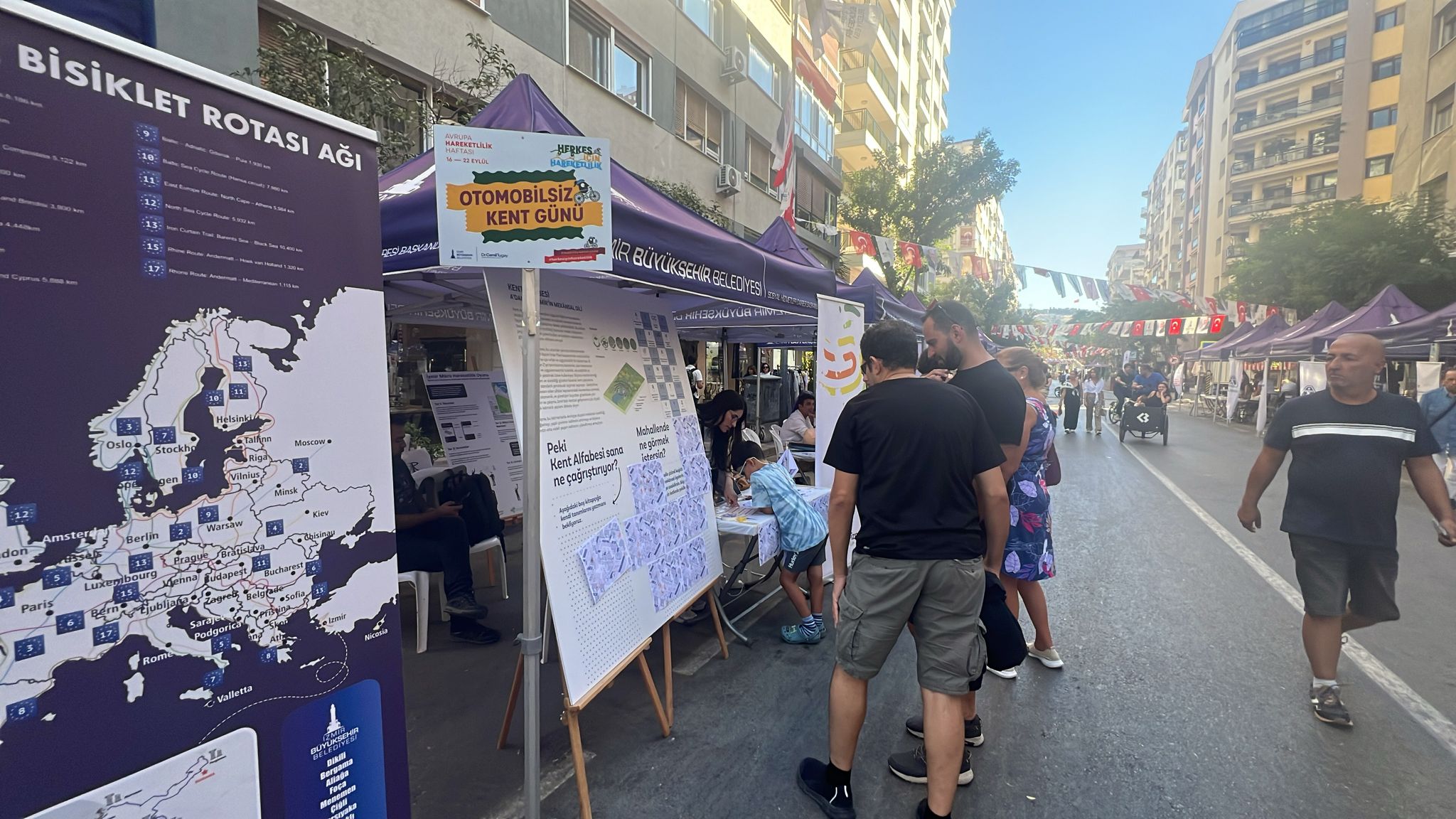 Sergiler ve tanıtım stantları büyük ilgi gördü