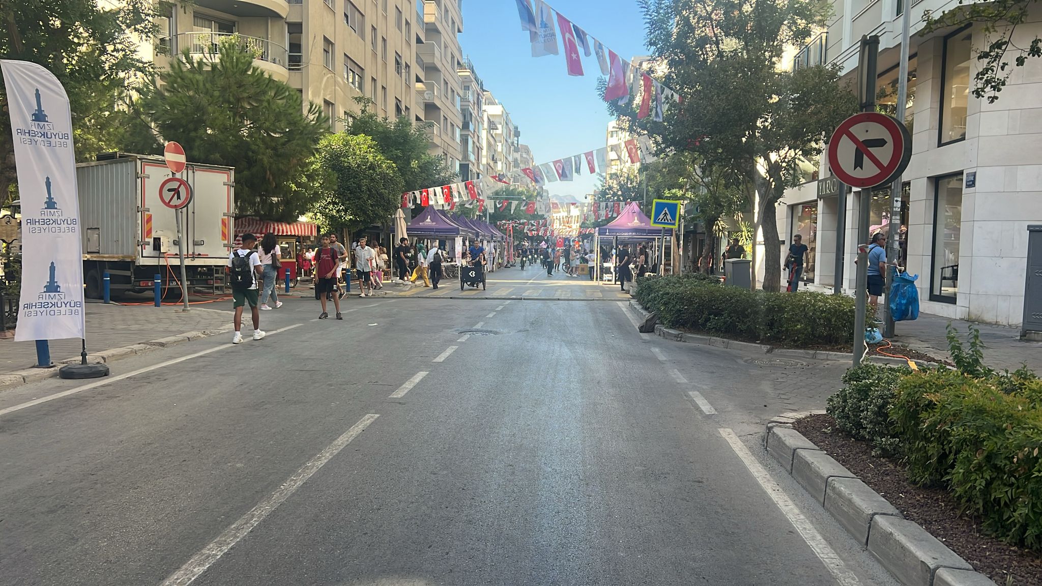 Sergiler ve tanıtım stantları büyük ilgi gördü