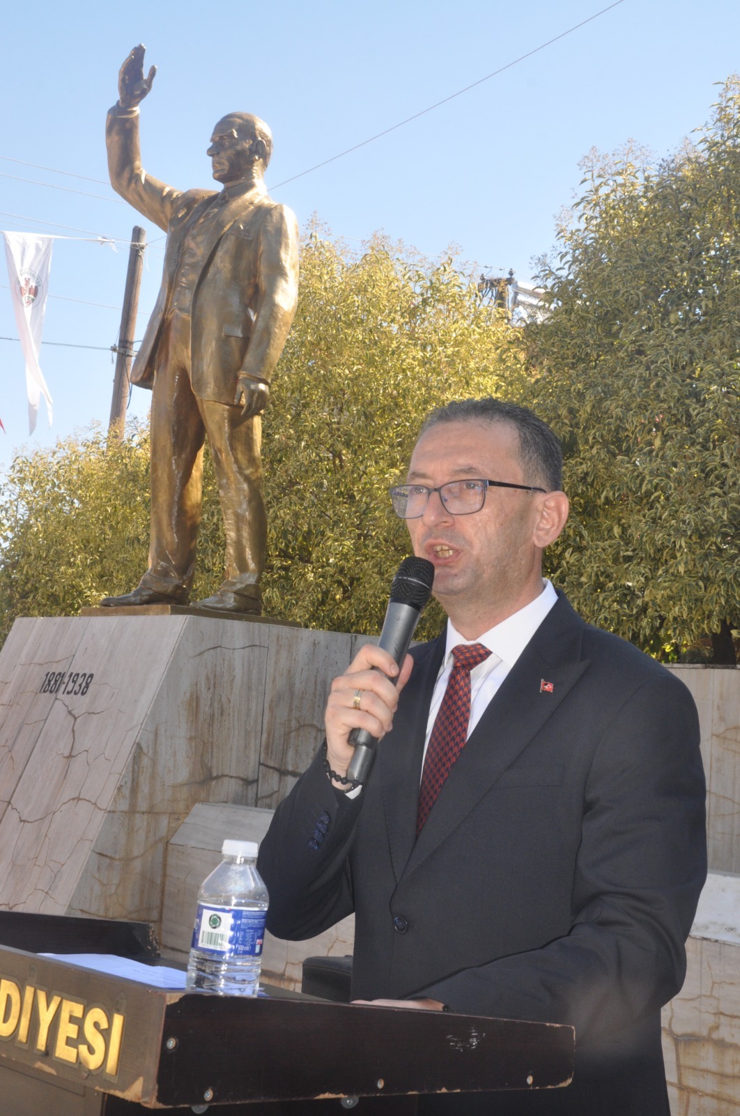 Törenler ve yürüyüşler düzenlendi