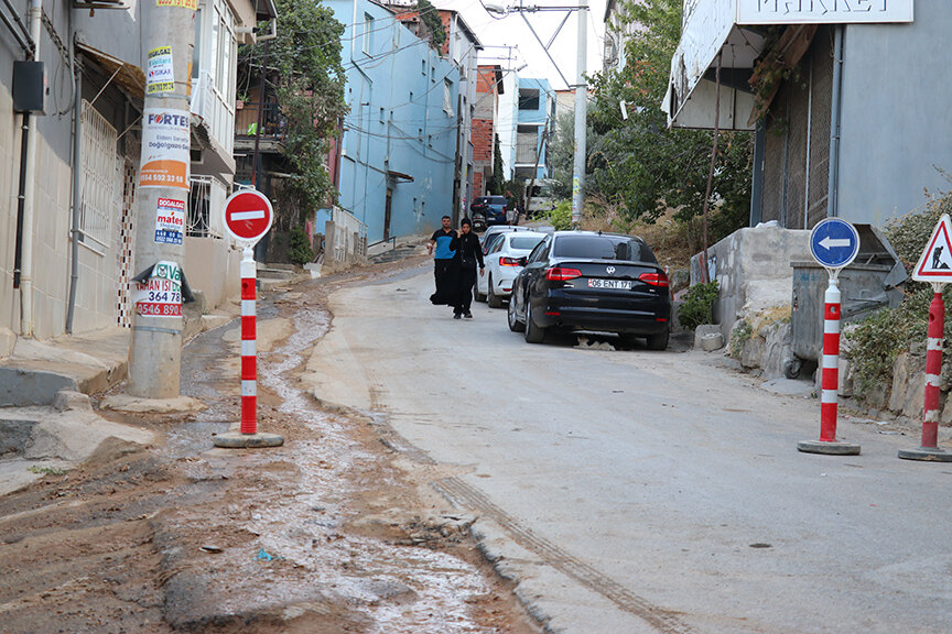 Karabağlar Patlayan Boru 1 (1)