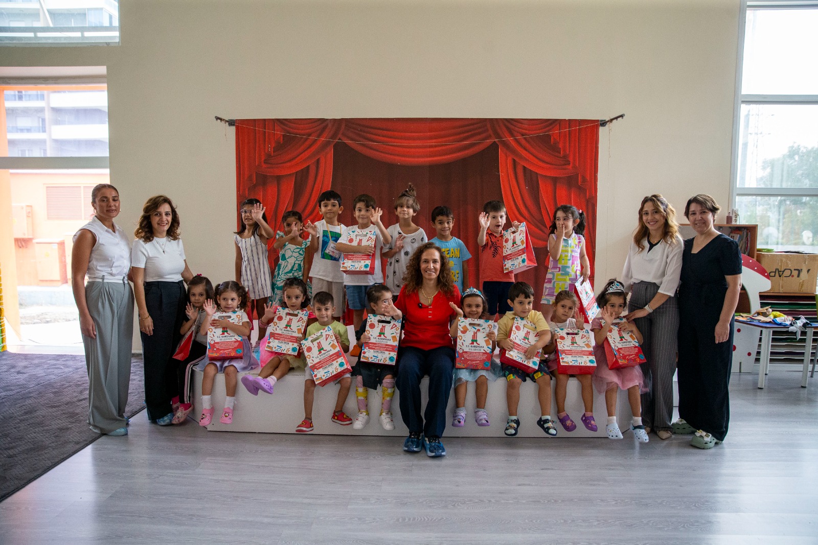 Karşıyaka Kırtasiye