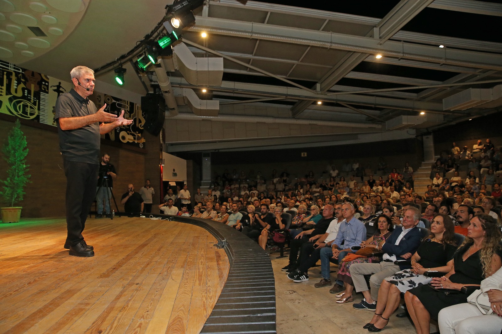 Karşıyaka Söyleşi