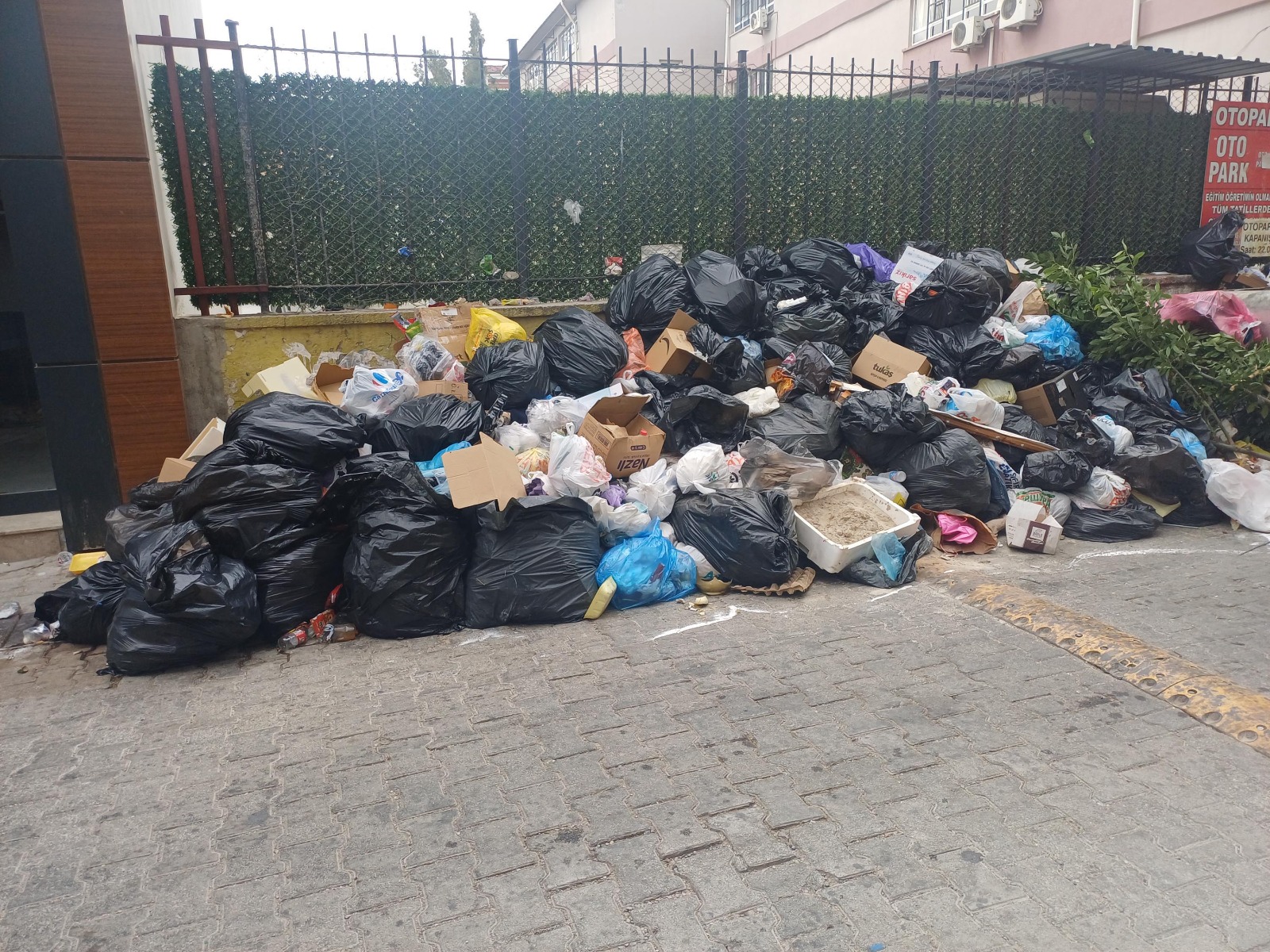 Üç gün süren eylem uzlaşıyla bitti