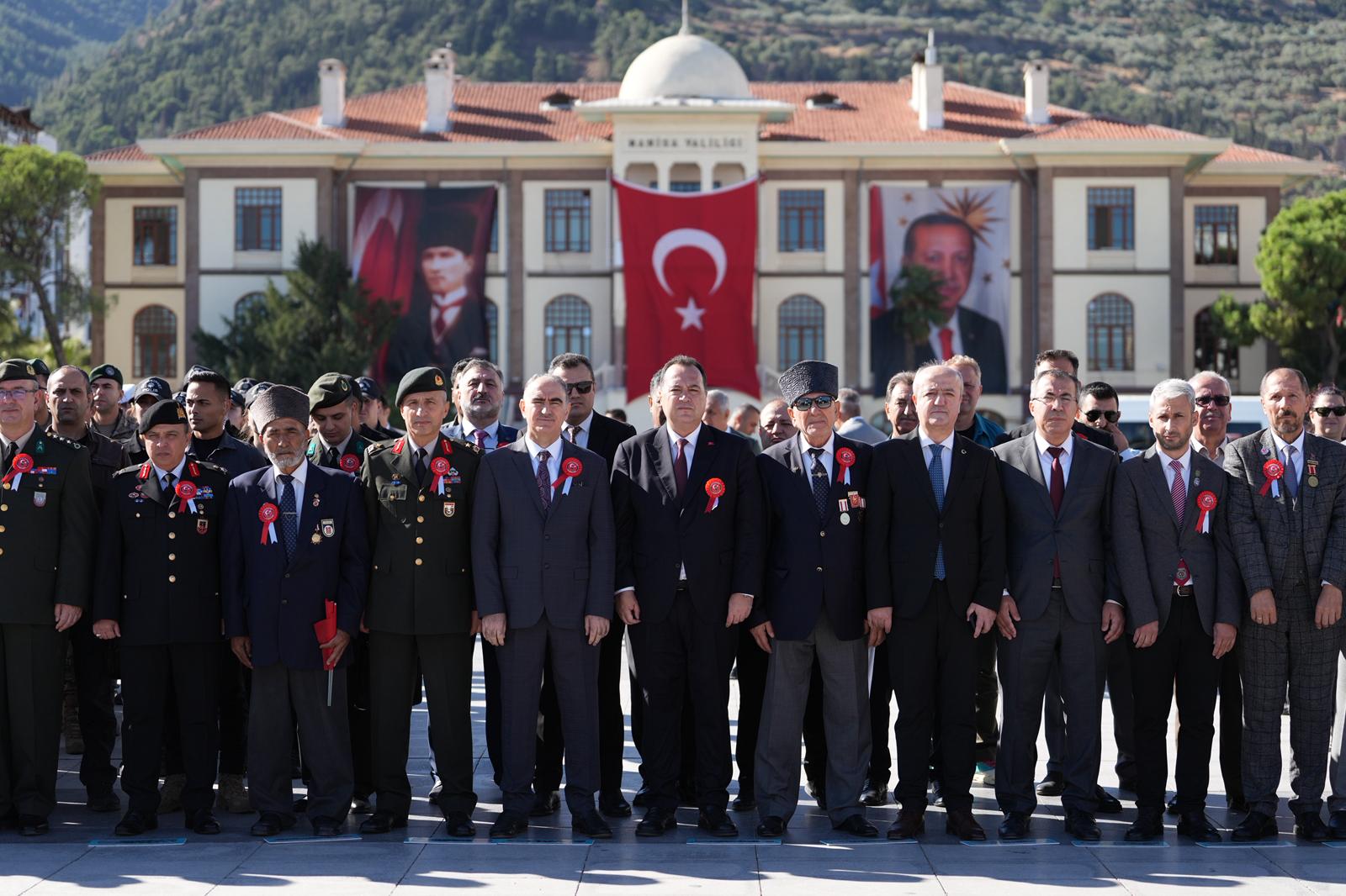 Manisa’da 19 Eylül Gaziler Günü Törenle Kutlandı (1)
