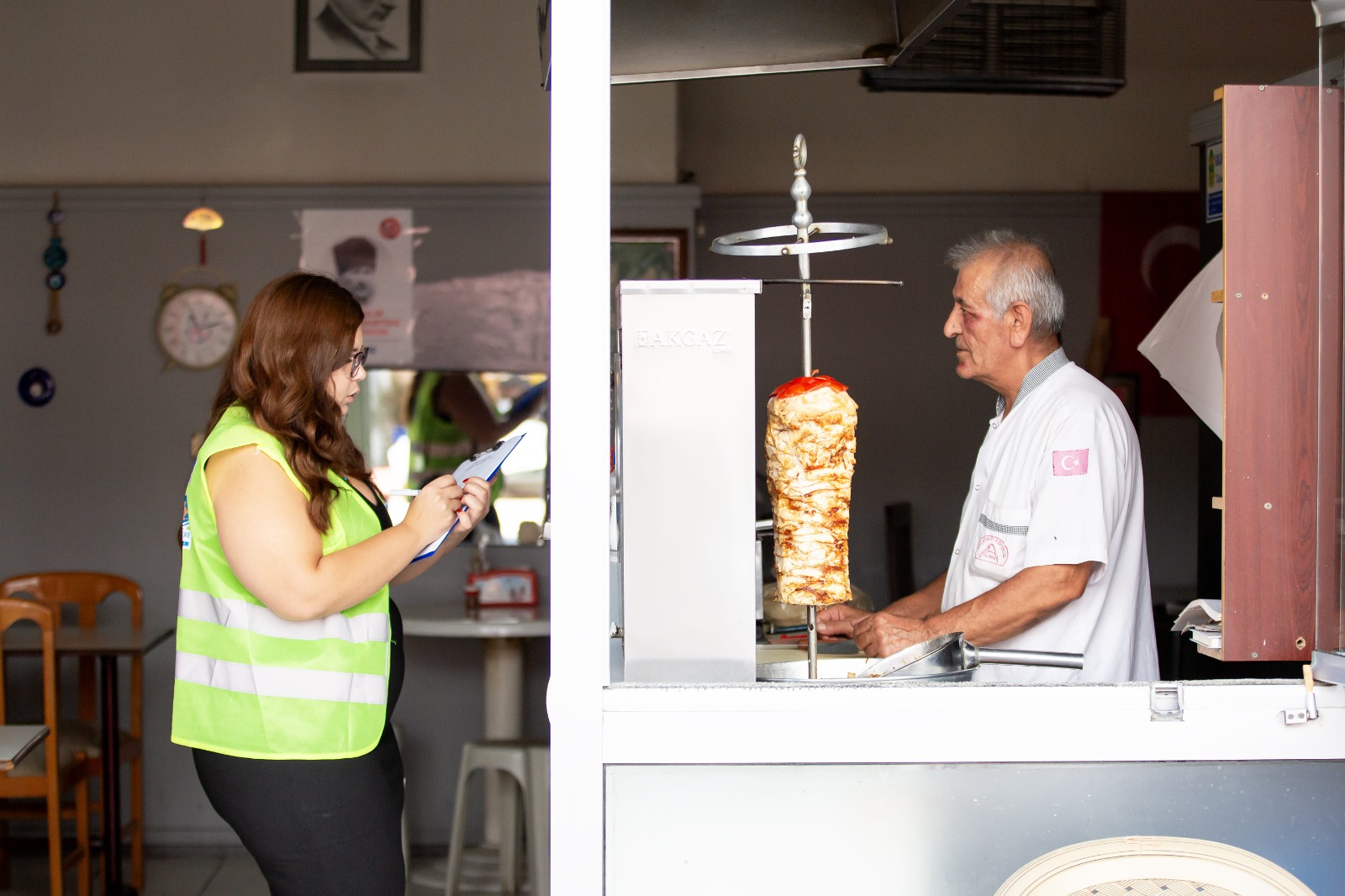 “Esnaf masası” hareketi genişliyor: İş yerleri tek tek ziyaret ediliyor