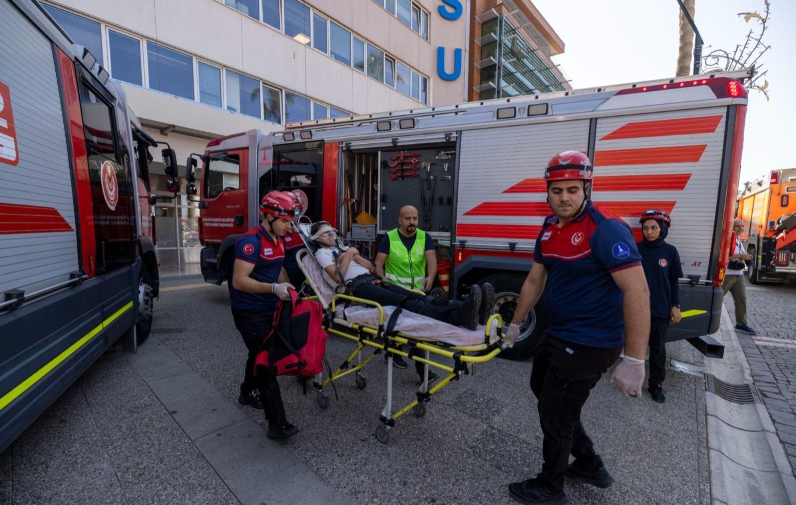 Mahsur kalanlar için çok yönlü kurtarma operasyonu