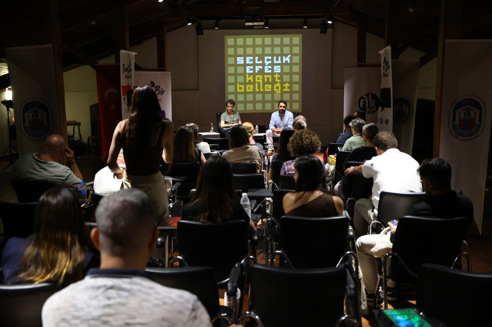 Özgür Mumcu Dünyalilar