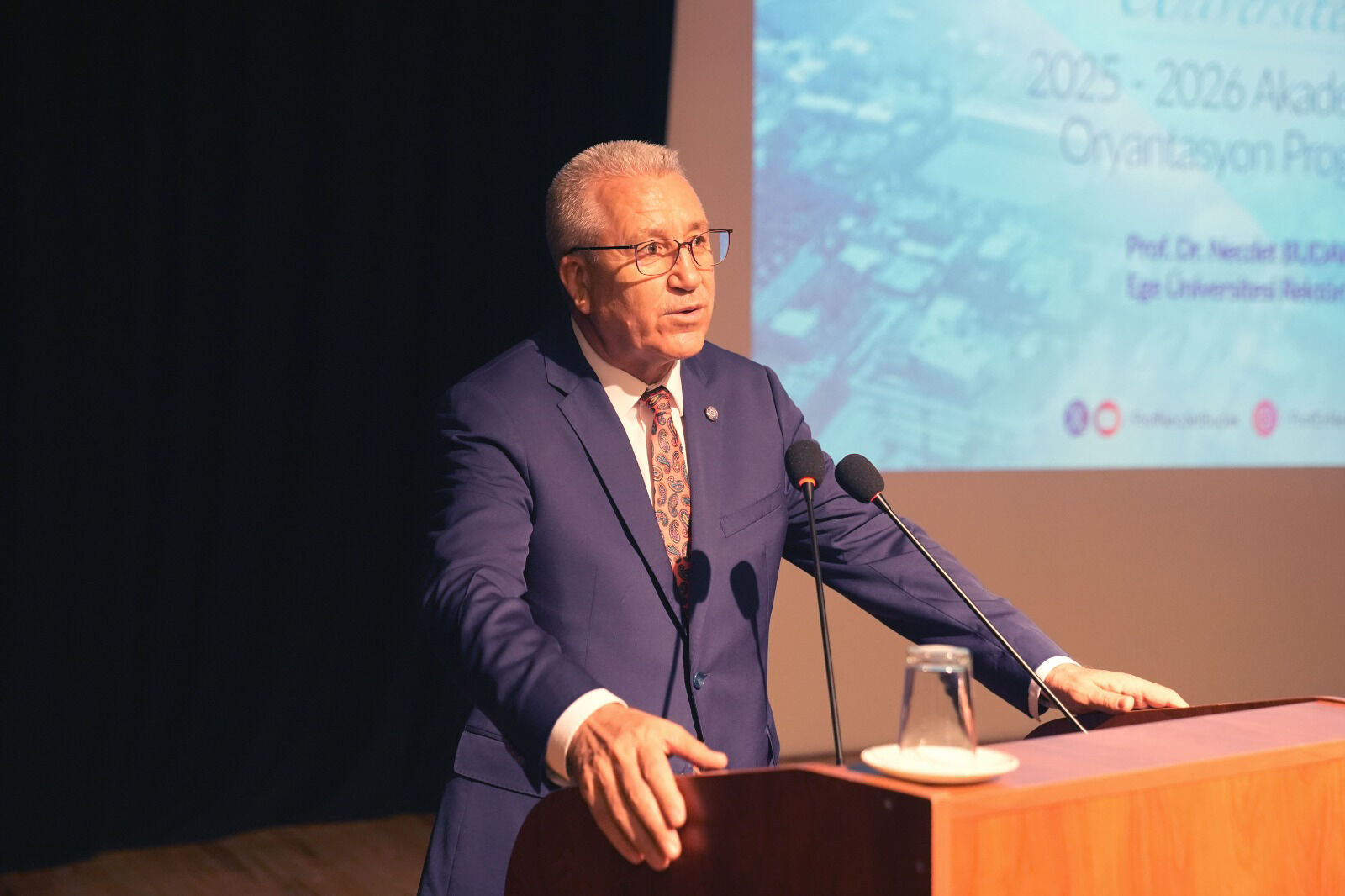 Prof. Dr. Necdet Budak (1)